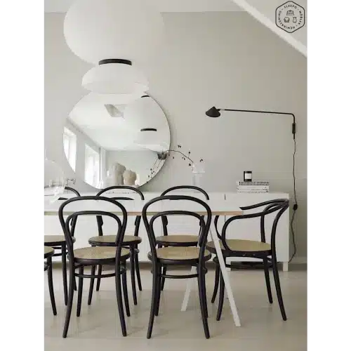 Watt & Veke Vägglampa Kelly lång Svart