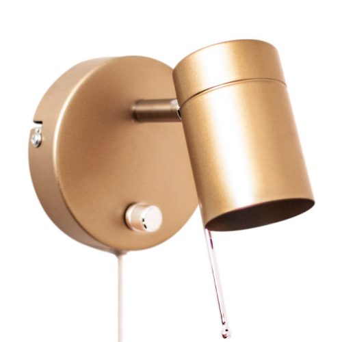 By Rydéns vägglampa Correct guld