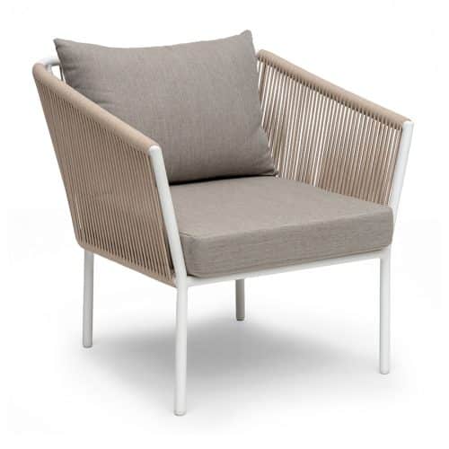 Hillerstorp Lersund Fåtölj Vit