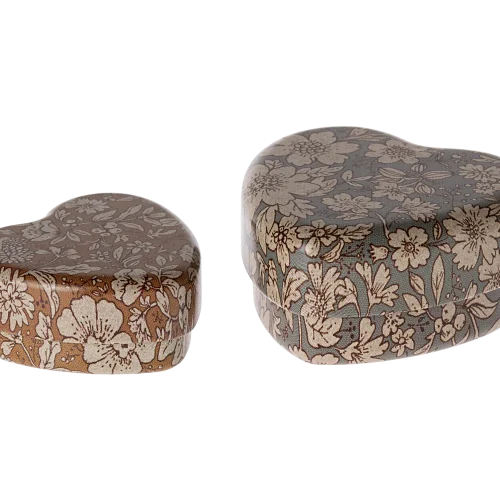 Maileg Hjärtalåda i metall, 2 st set - Blå/Ocher blomma