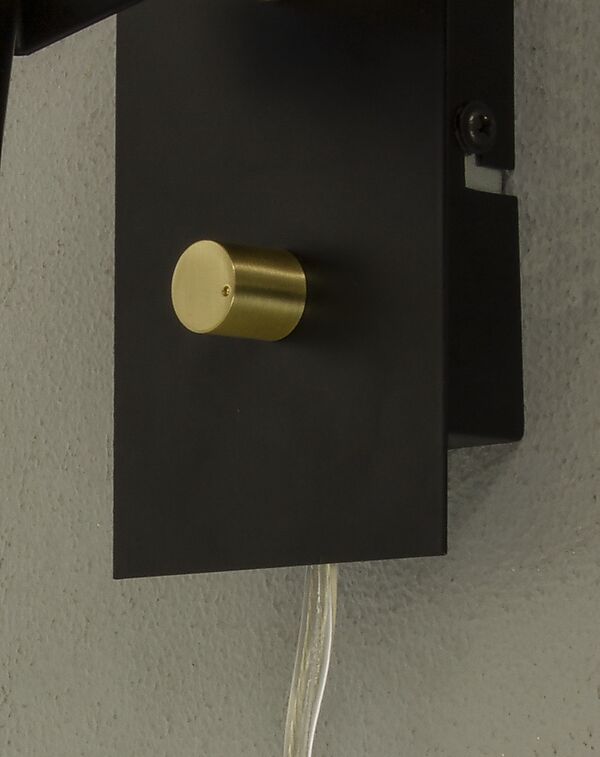 Aneta METZ vägglampa, svart/matt mässing - Bild 3