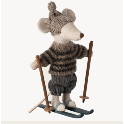 Maileg - Vintermus med Skidor och stavar - Storebror - Grå