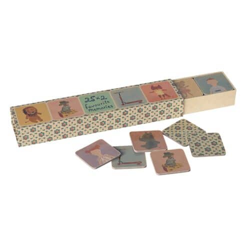 Maileg Memoryspel med 50 kort (25 olika bilder)