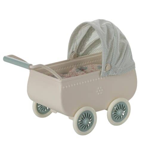 Maileg Barnvagn mint med baby mus