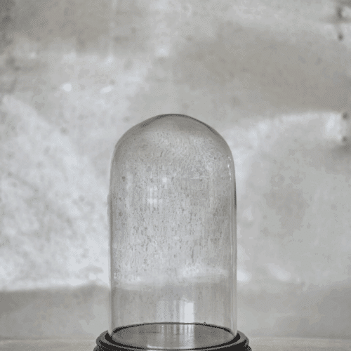 Noori VALLON liten rund glaskupol med svart bas