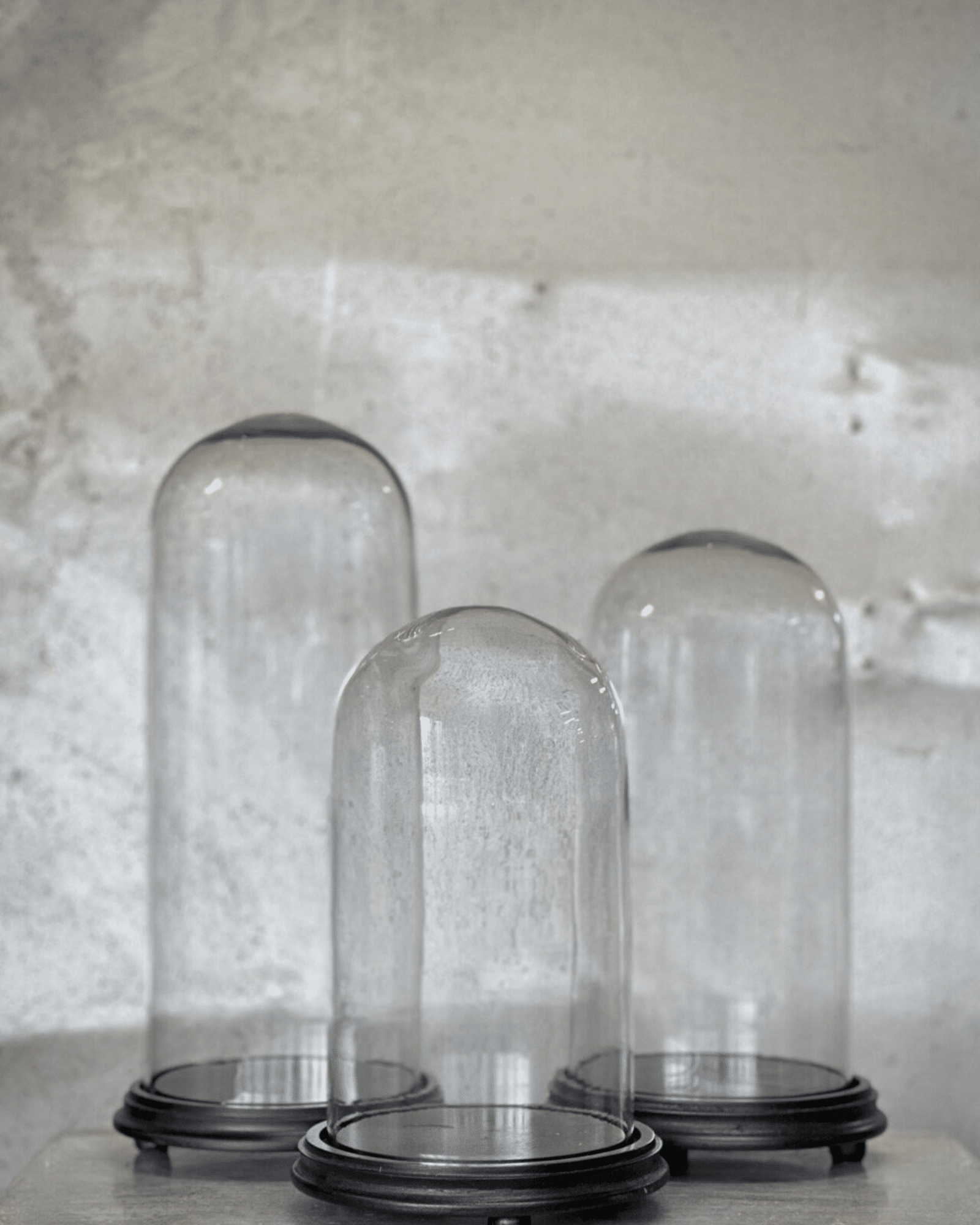 Noori VALLON mellan rund glaskupol med svart bas - Bild 2