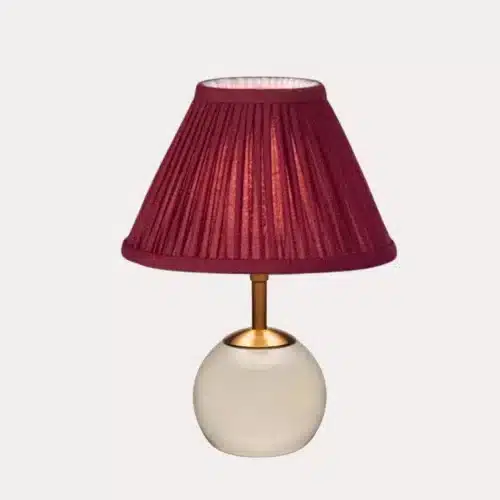 VERONA - DEEP BERRY Bordslampa med skärm